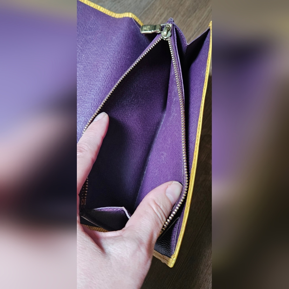 Louis Vuitton Yellow Epi Wallet in EUC - Picture 7 of 10